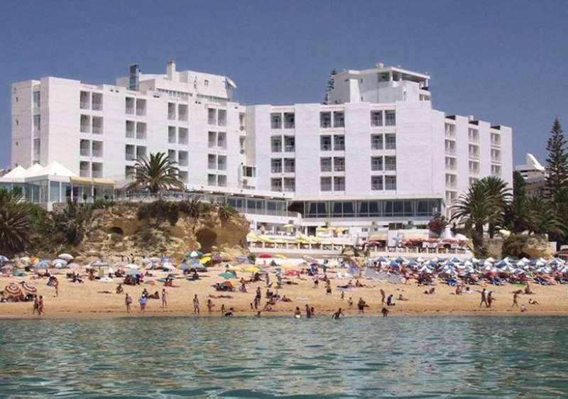 Holiday Inn Algarve - Armacao de Pera