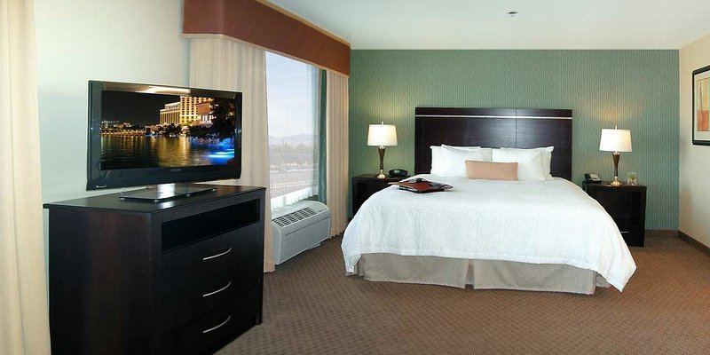 Hampton Inn & Suites Las Vegas Airport