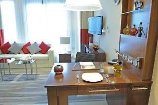 Staybridge Suites Abu Dhabi - Yas Island