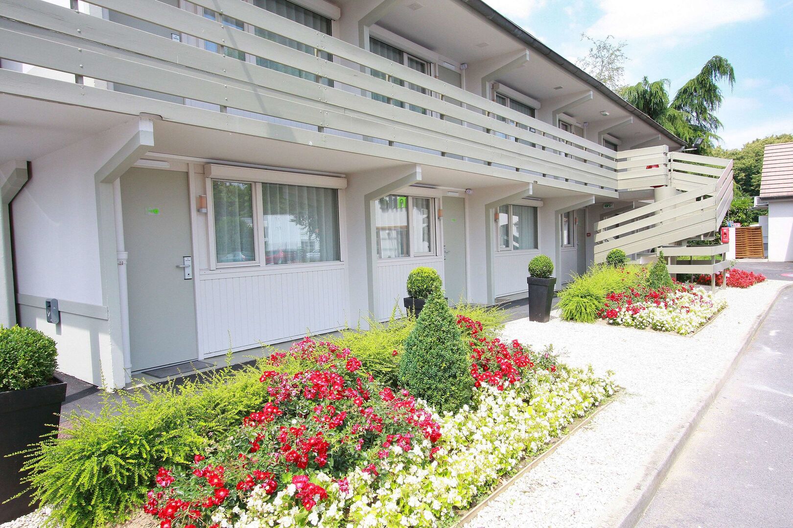 Hotel Campanile Voisins-Le-Bretonneux