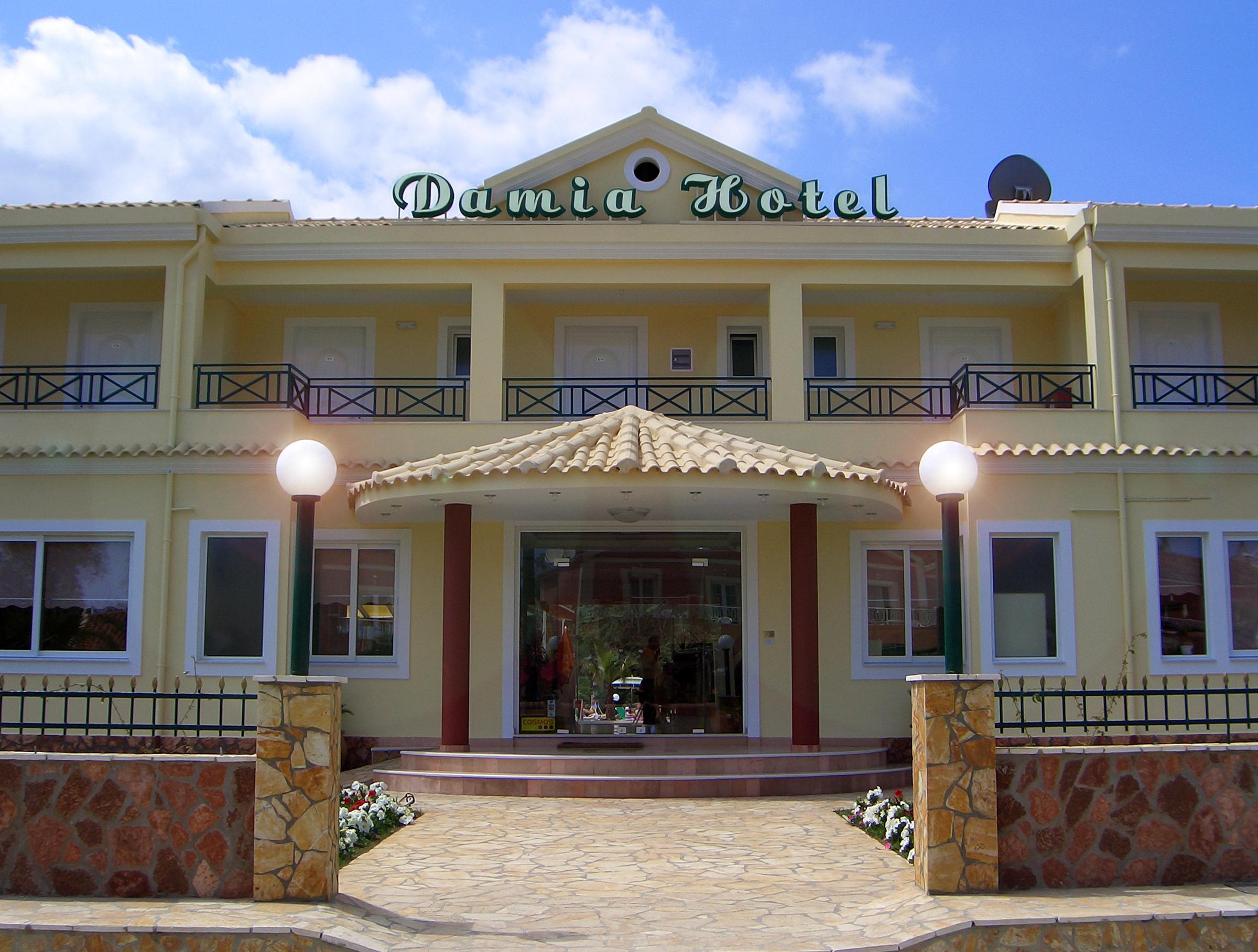 Damia Hotel & Apartments