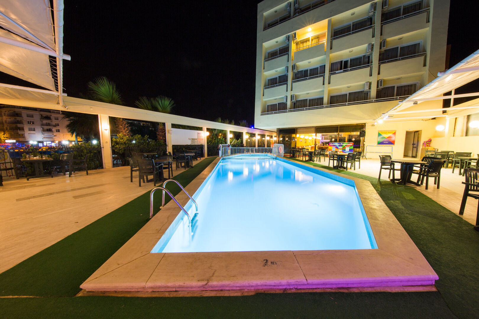 Tuntas Beach Hotel Altinkum