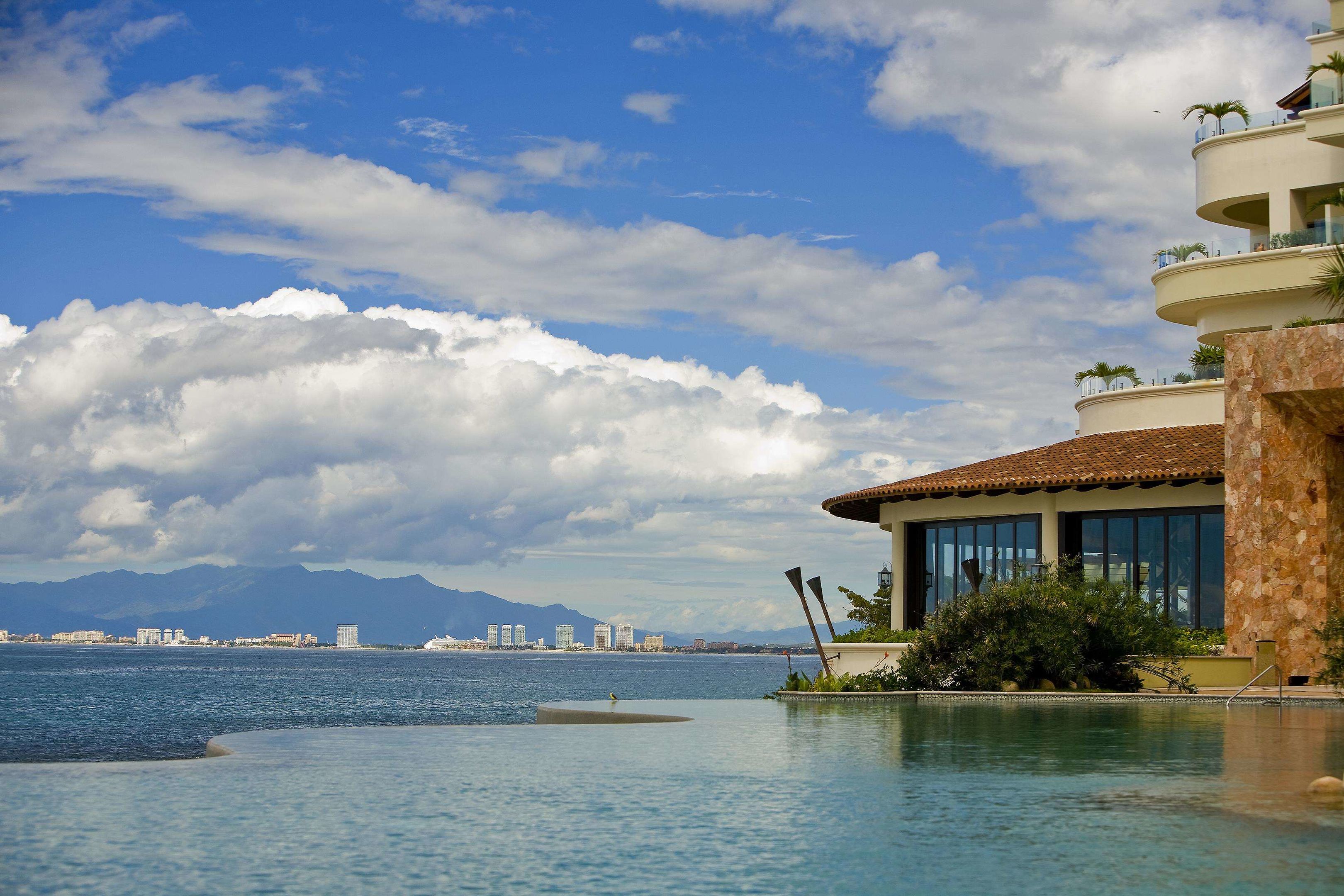 Garza Blanca Preserve Resort & Spa