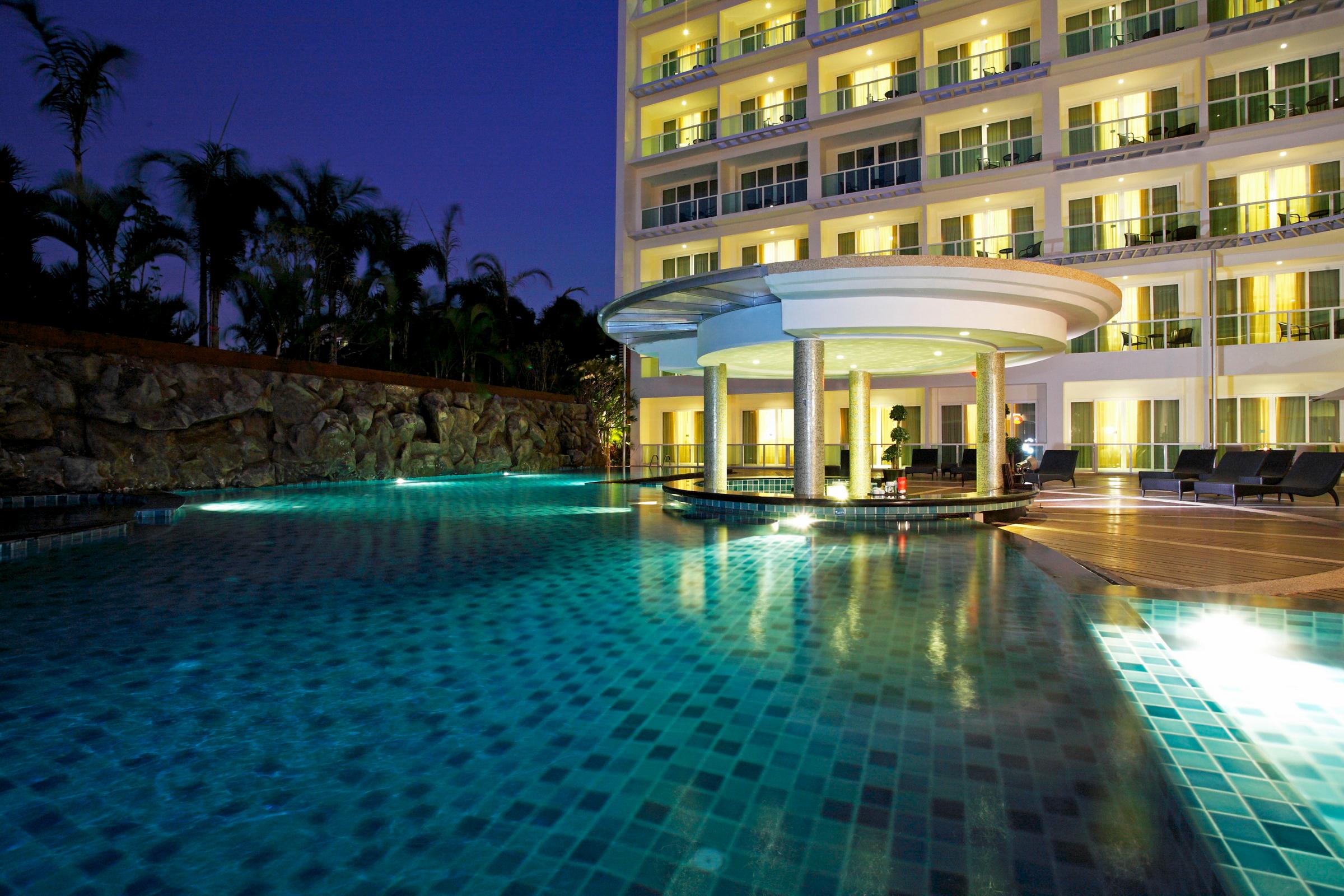 Centara Nova Hotel & Spa Pattaya