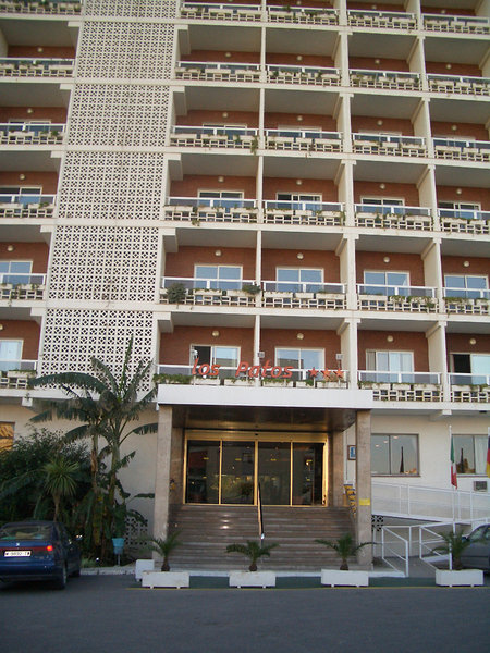 Hotel Los Patos Park