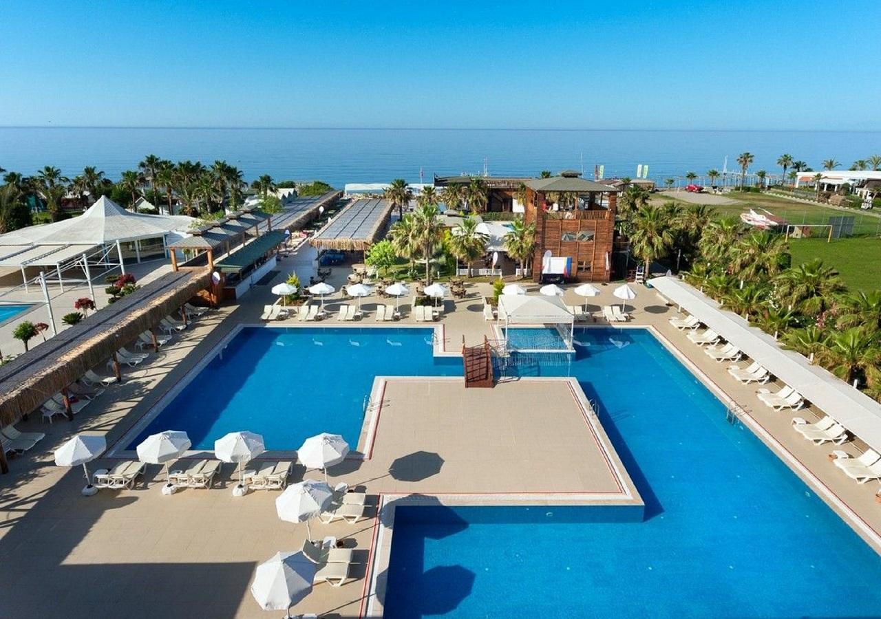 TUI DAY & NIGHT Connected Club Life Belek