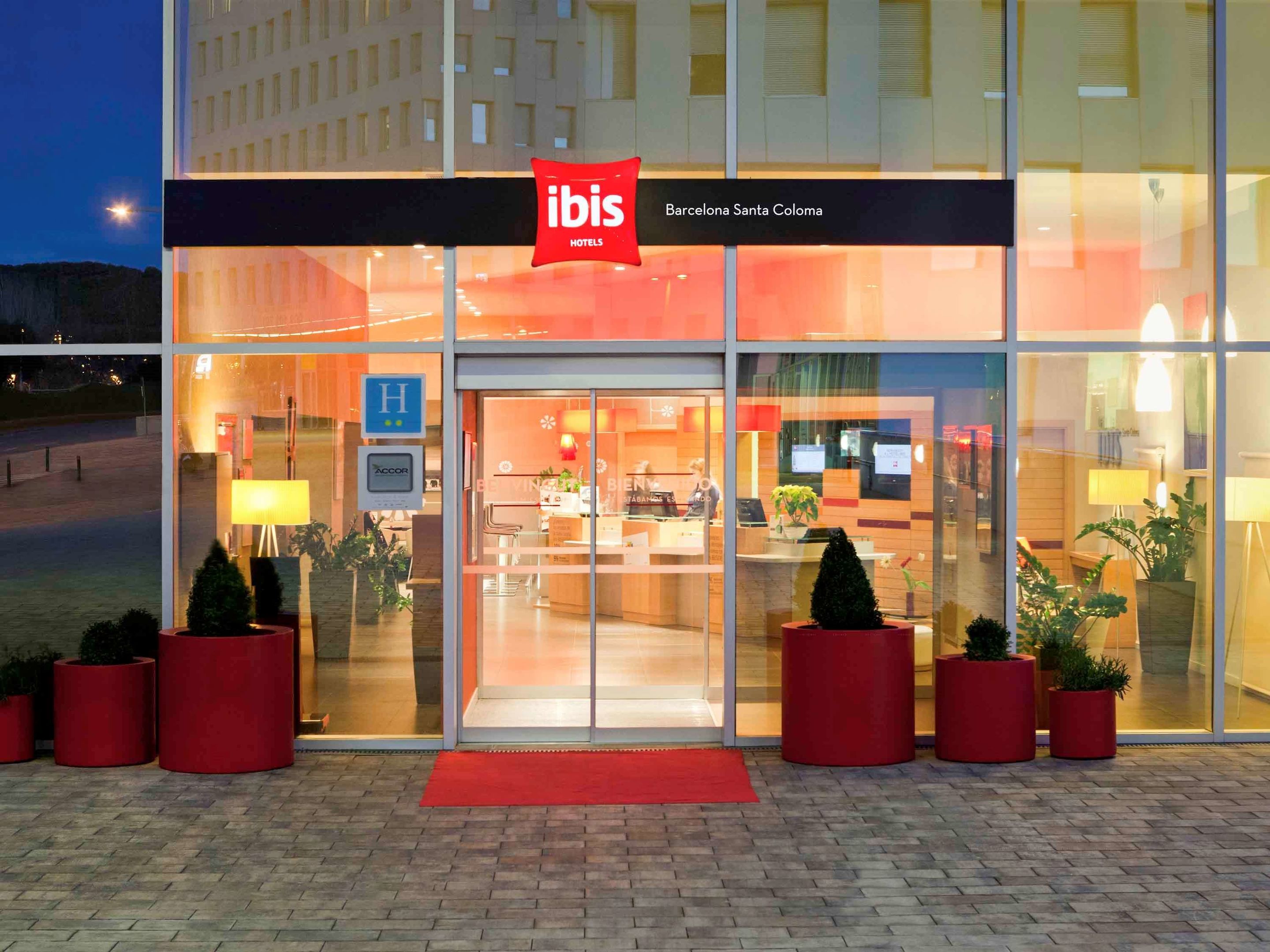 ibis Barcelona Santa Coloma