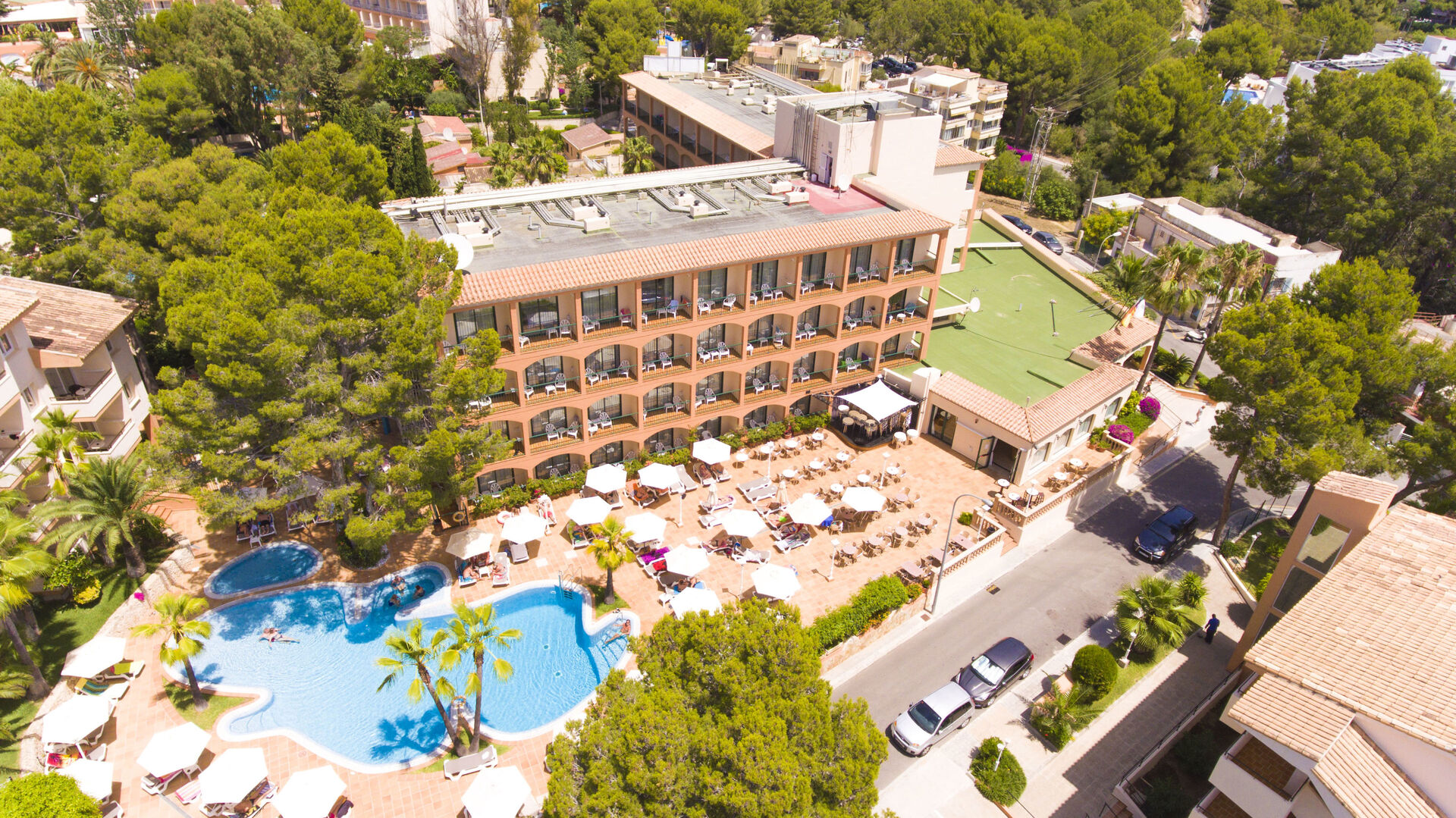 Valentin Paguera Hotel