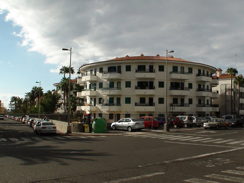 Las Faluas Apartments