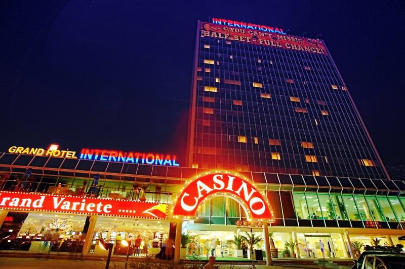 International Hotel Casino & Tower Suites