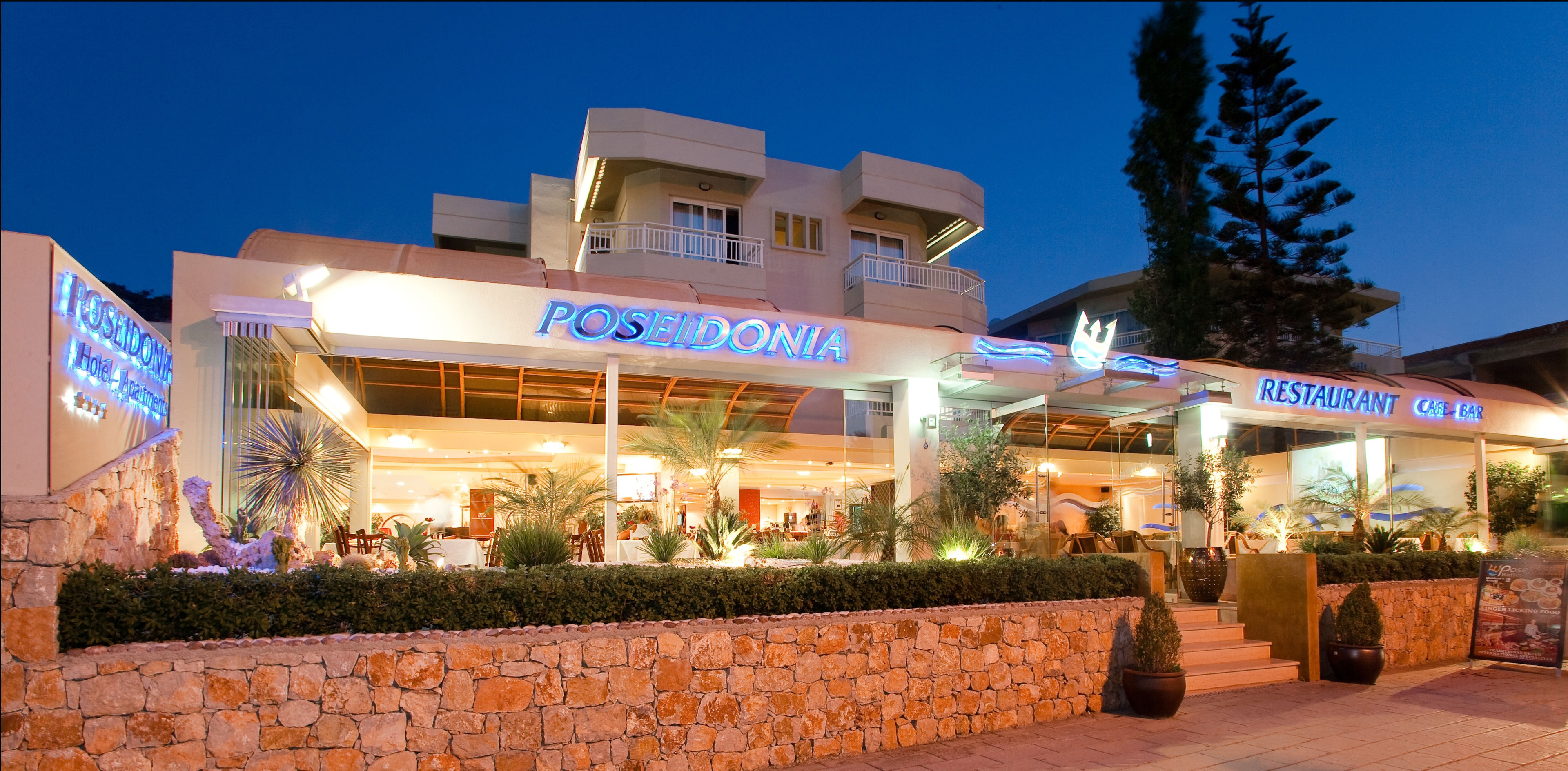 Poseidonia Hotel Apartments