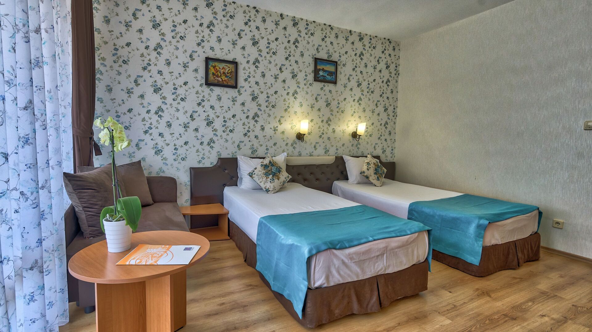 Hotel Kavkaz