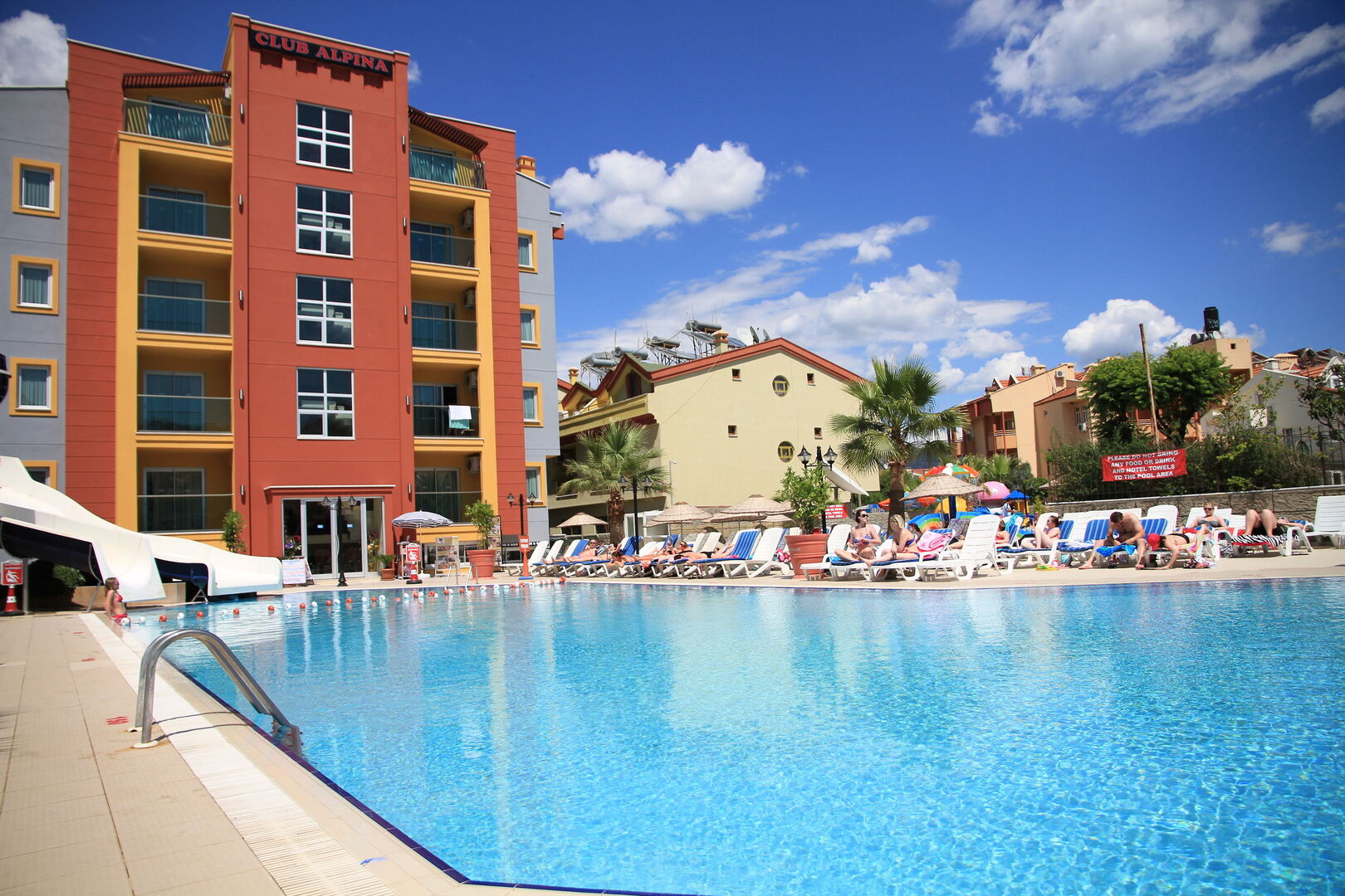 Club Alpina Apartments Hotel