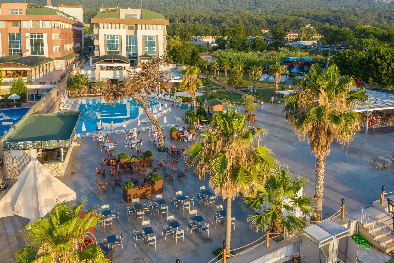 Armas Gül Beach