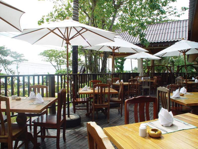 all seasons Naiharn Phuket Hotel