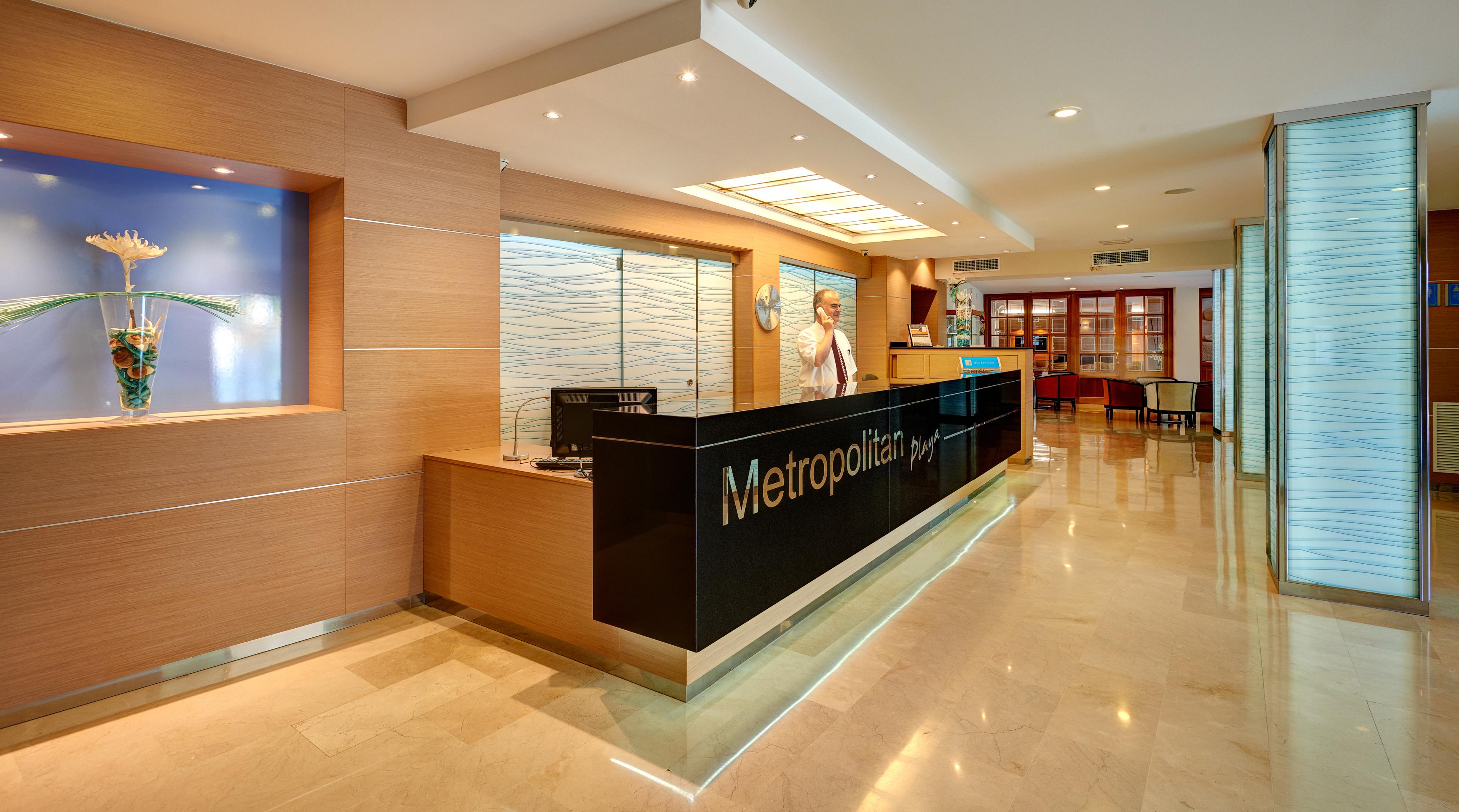 Metropolitan Playa Hotel