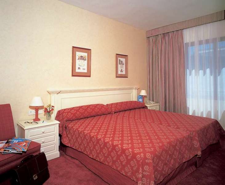 Hotel ILUNION Suites Madrid