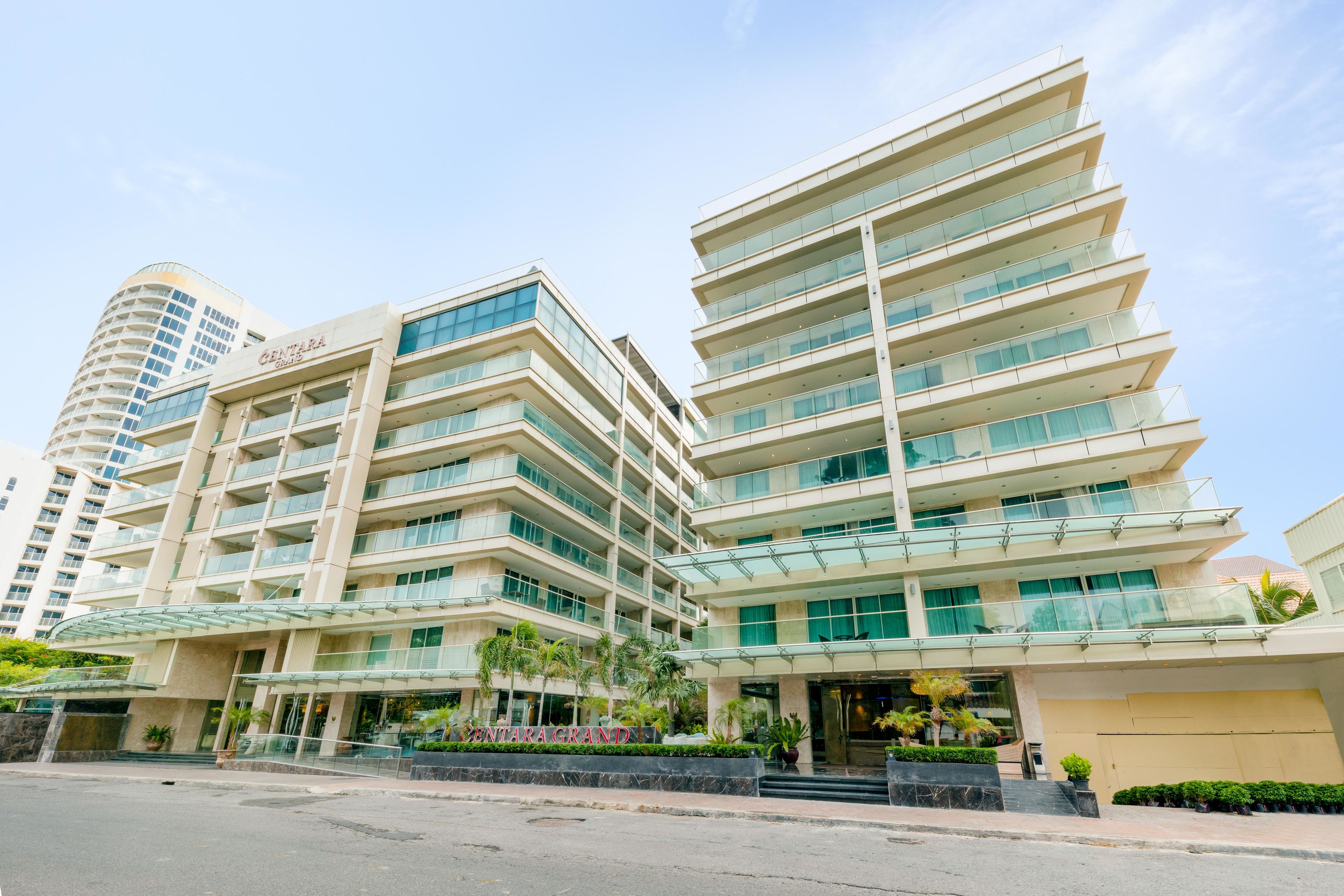 Centara Grand Phratamnak Pattaya