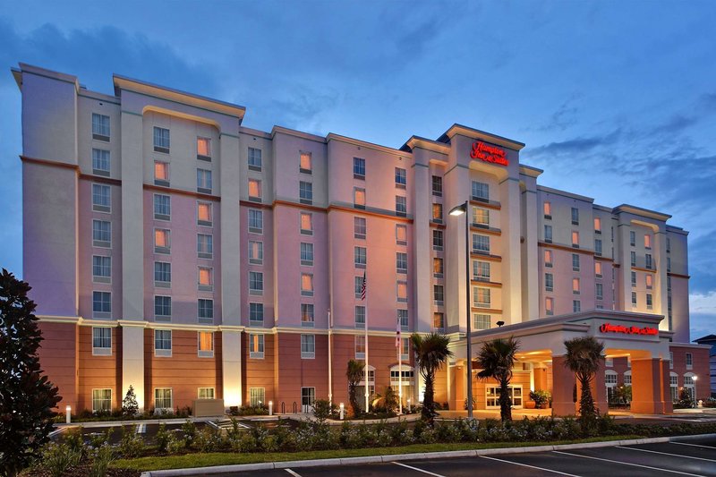 Hampton Inn & Suites Orlando Airport @ Gateway Village