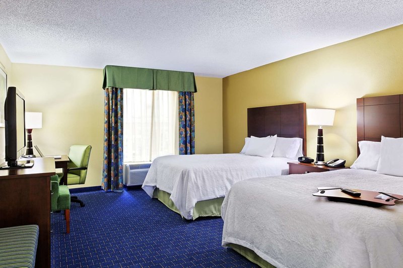 Hampton Inn & Suites Orlando Airport @ Gateway Village