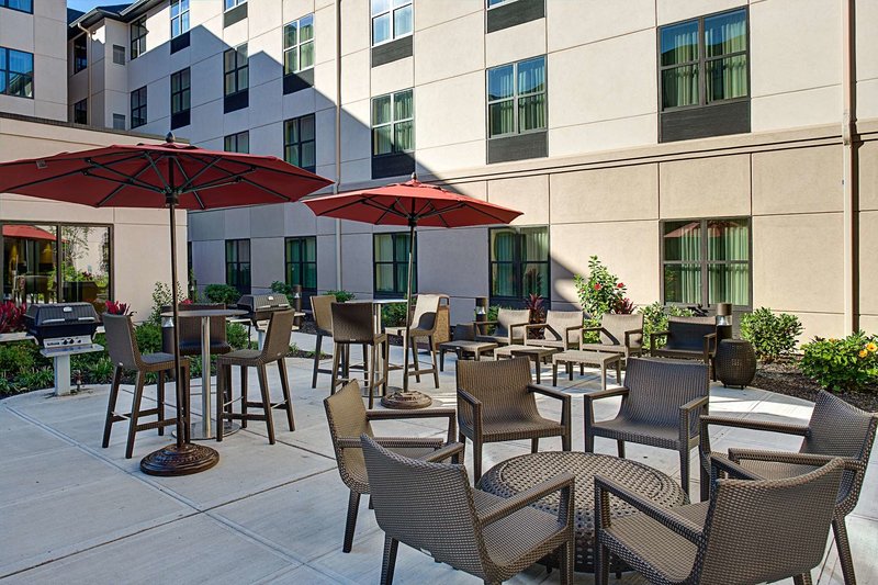 Homewood Suites by Hilton Carle Place - Garden City, NY