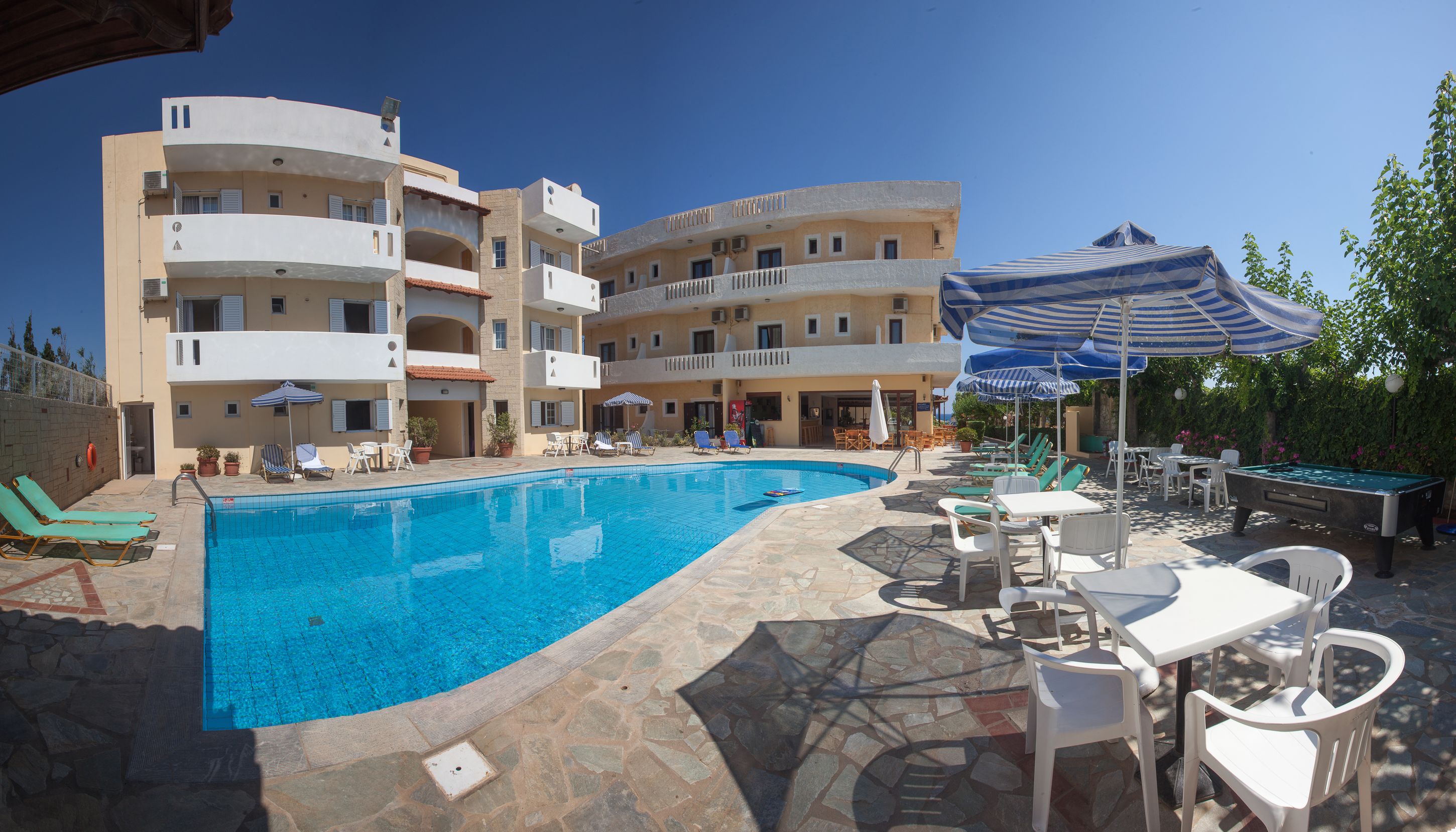 Dimitra Hotel & Apartments