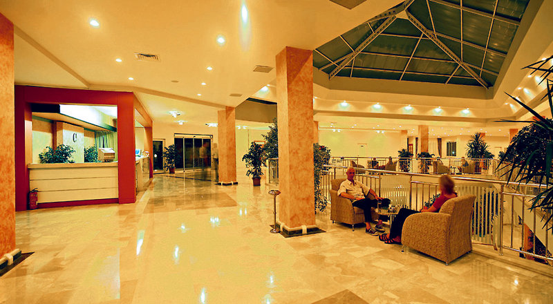 Serenis Hotel Photo