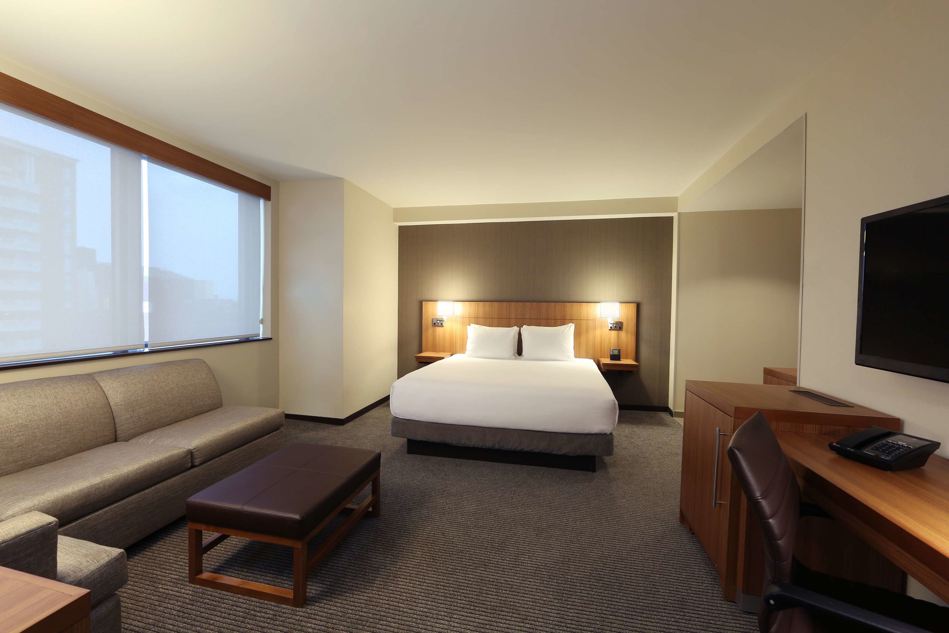 Hyatt Place Flushing/LaGuardia Airport