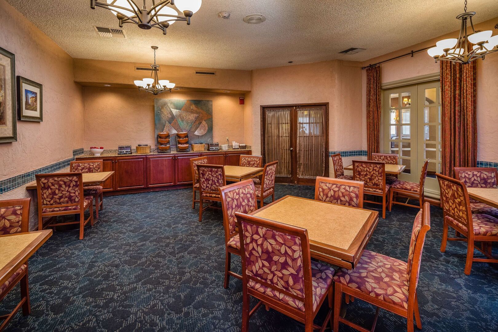 Best Western Plus El Rancho Inn