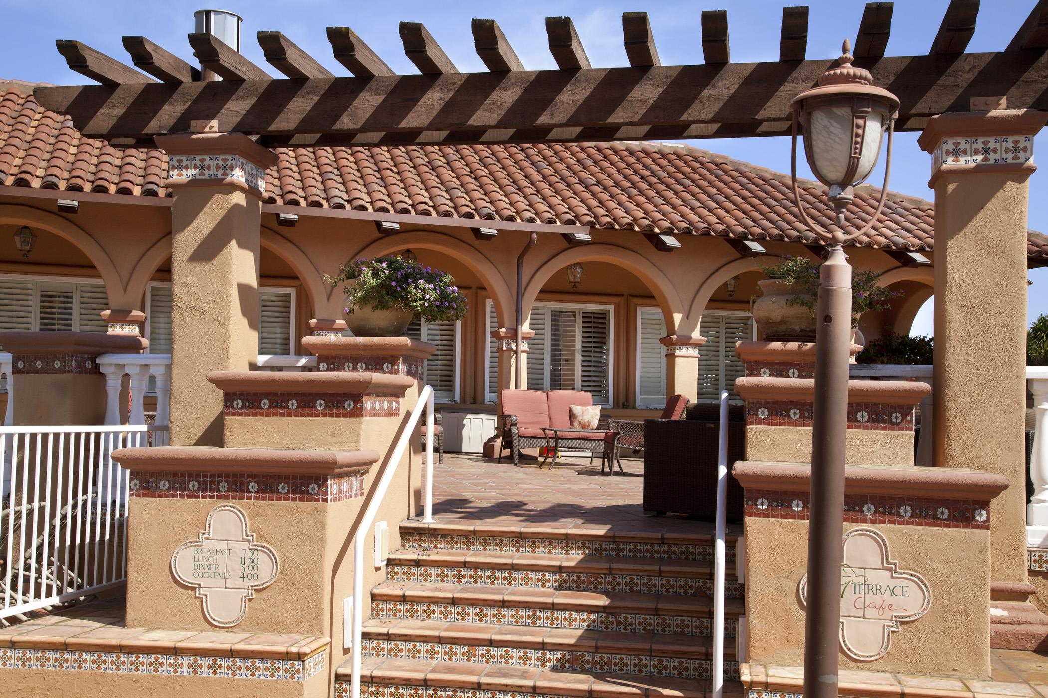 Best Western Plus El Rancho Inn