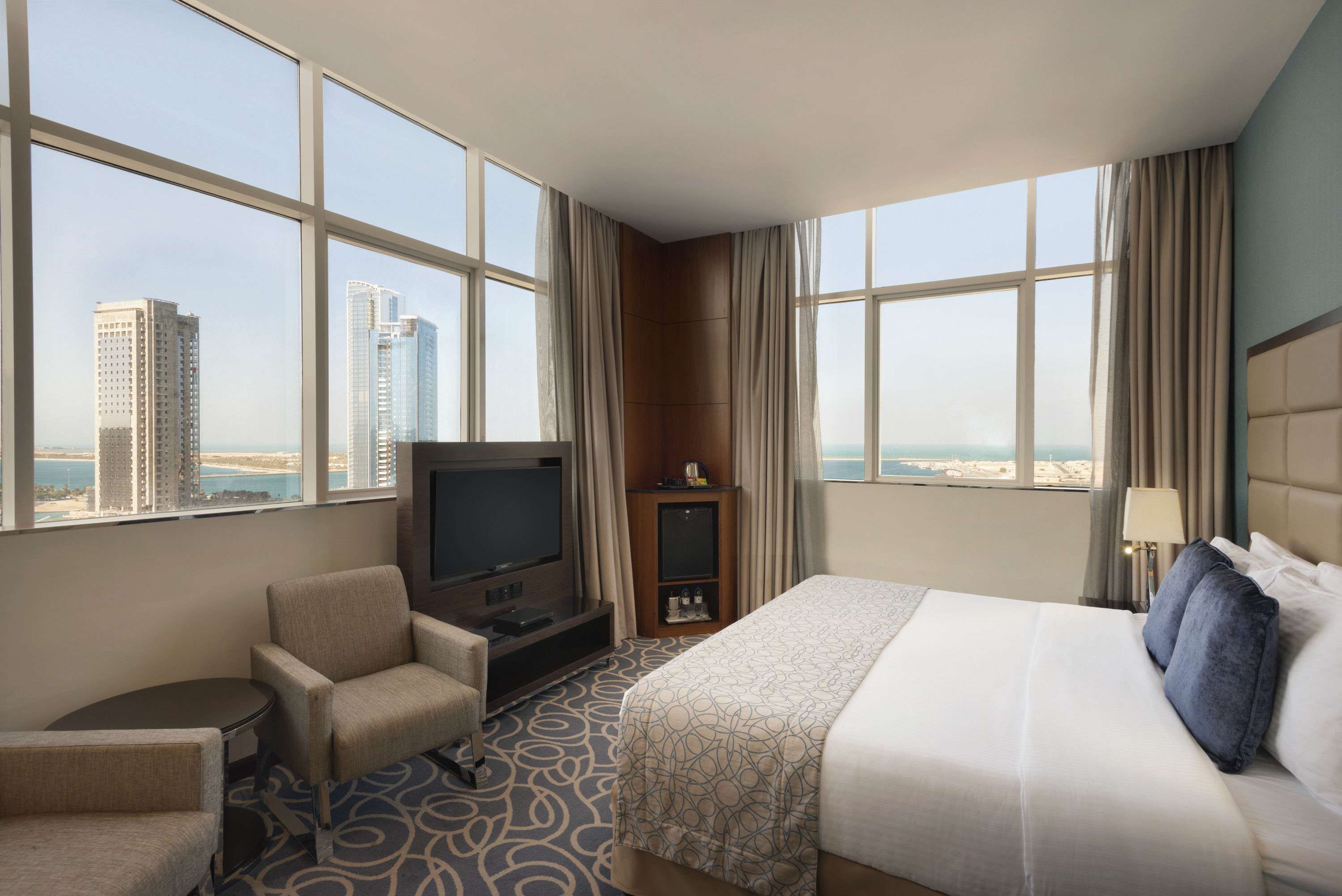 Ramada Abu Dhabi Corniche