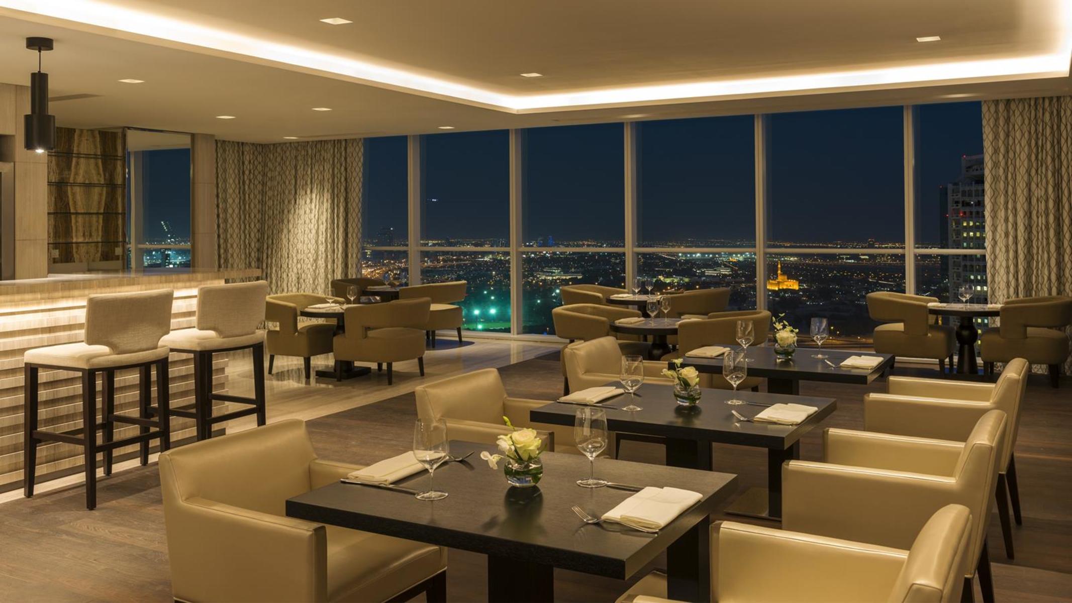 Sheraton Grand Hotel Dubai Photo