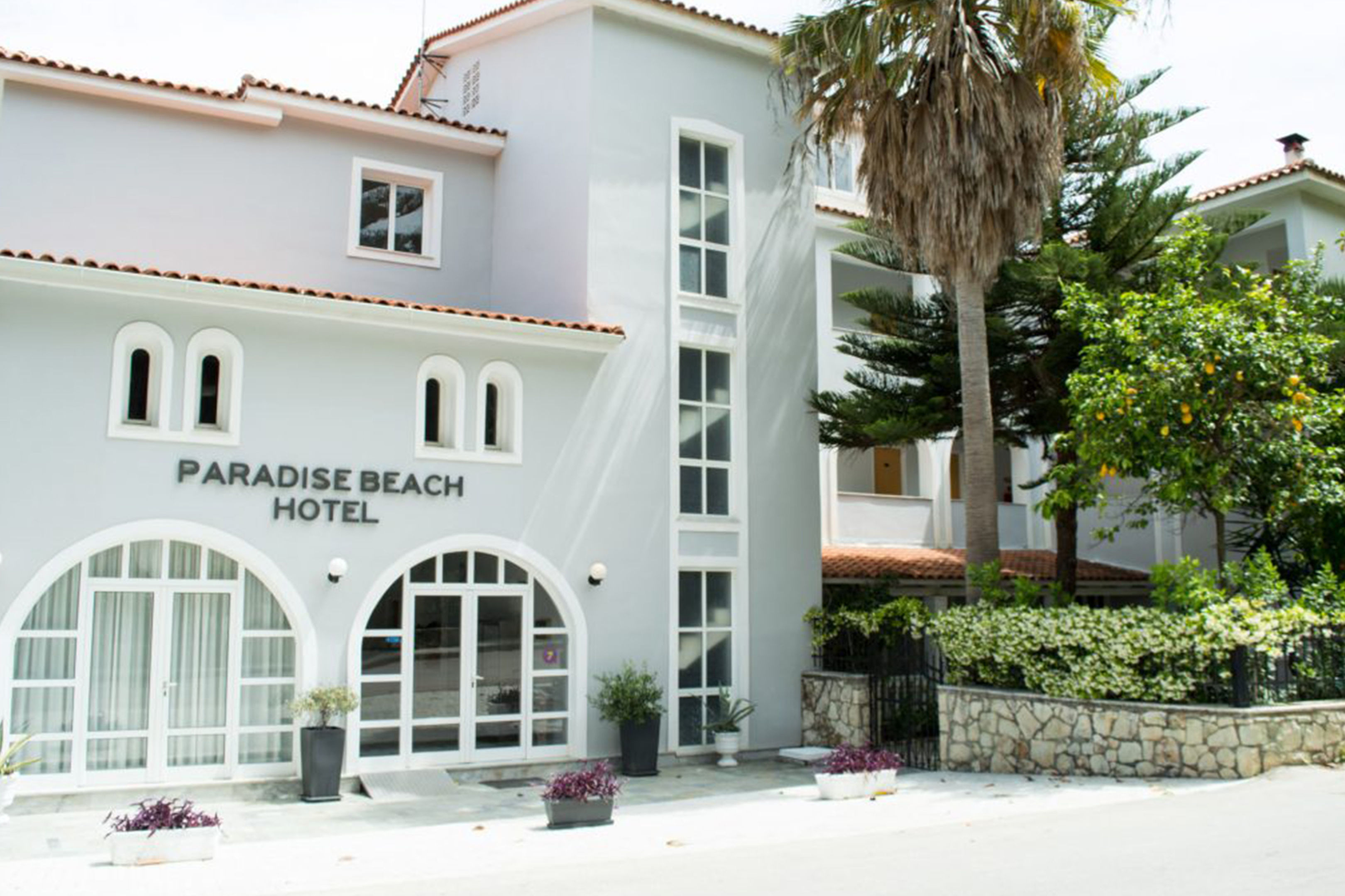 Paradise Beach Apartments