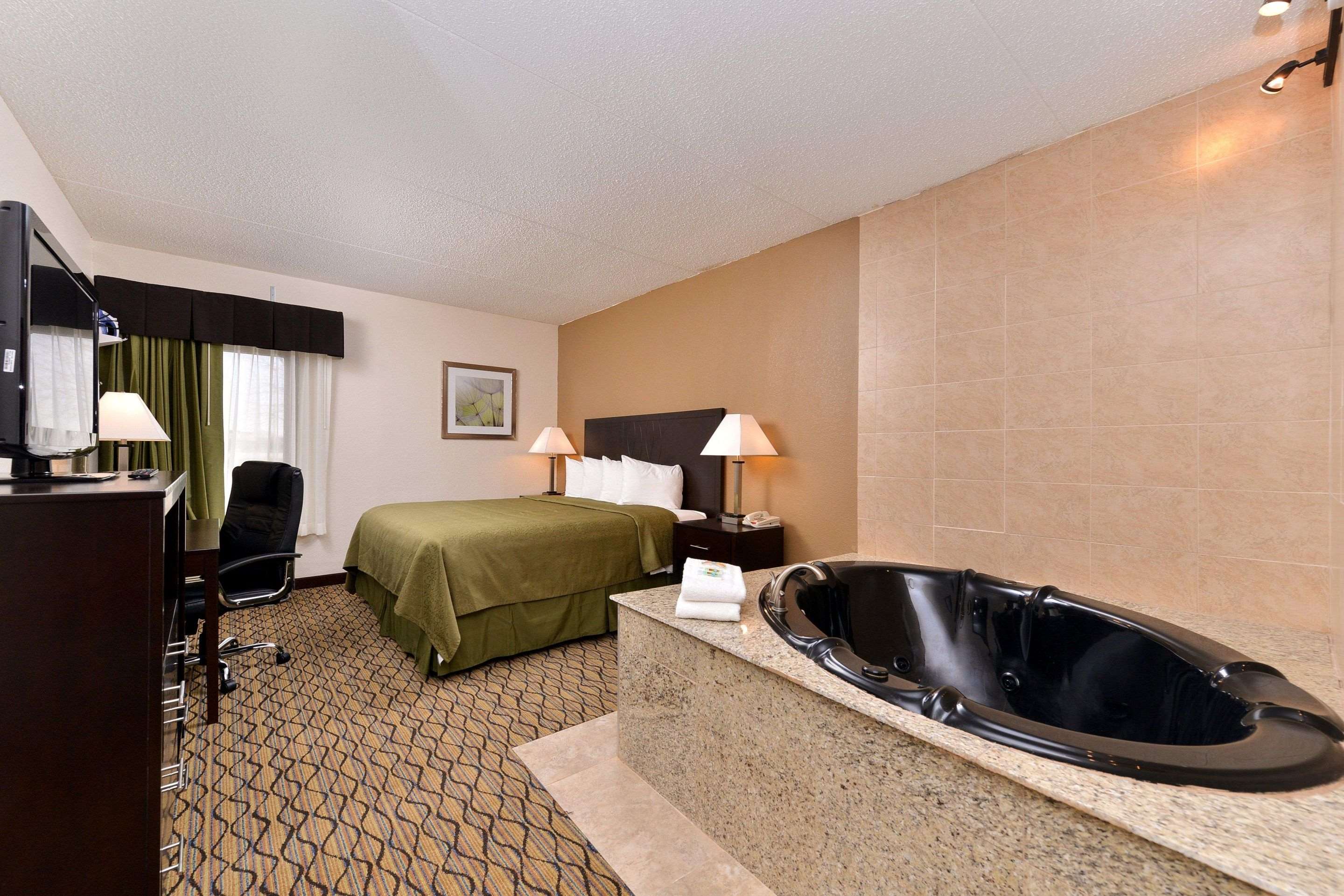 Quality Inn & Suites Matteson