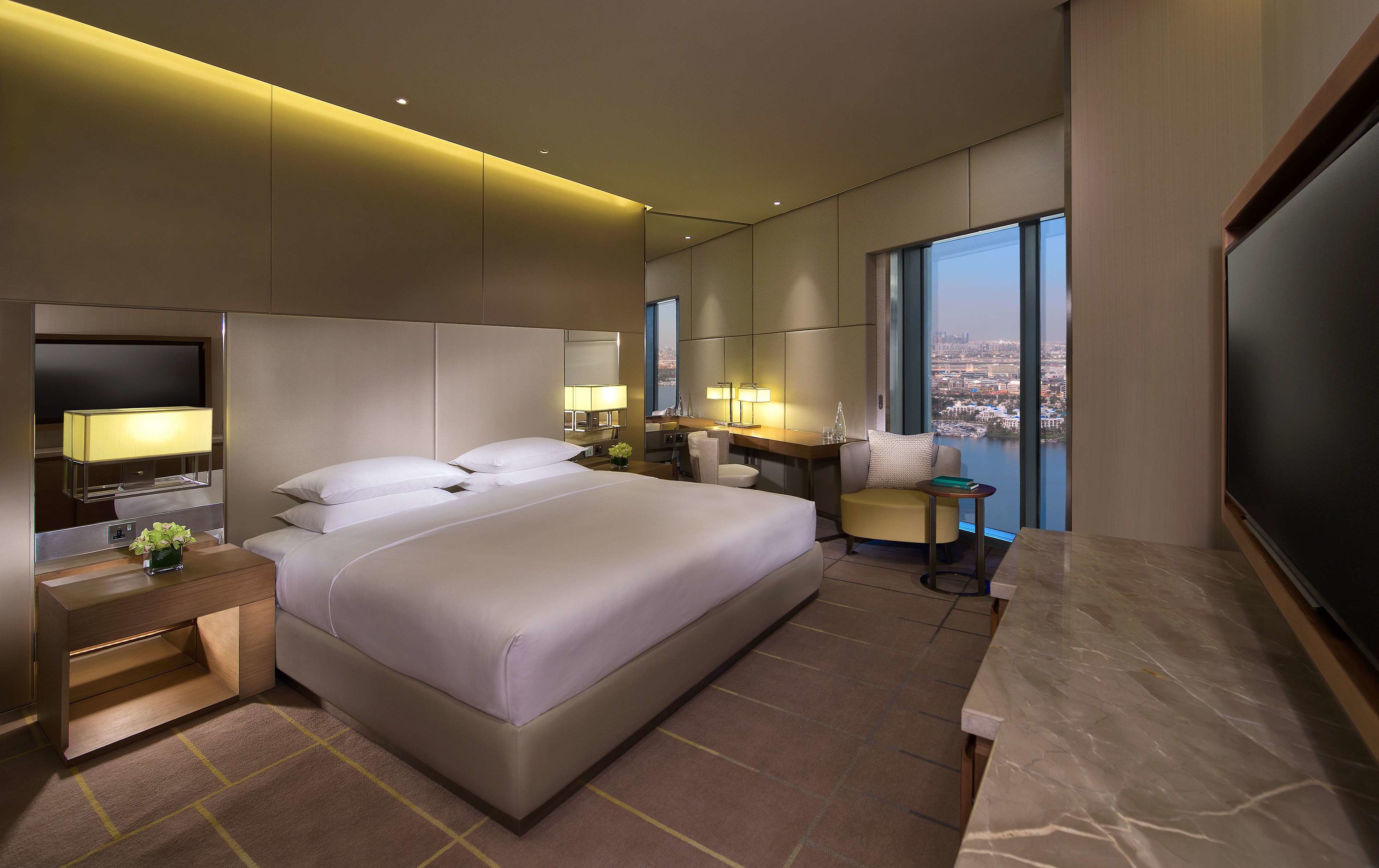 Hyatt Regency Dubai Creek Heights Photo