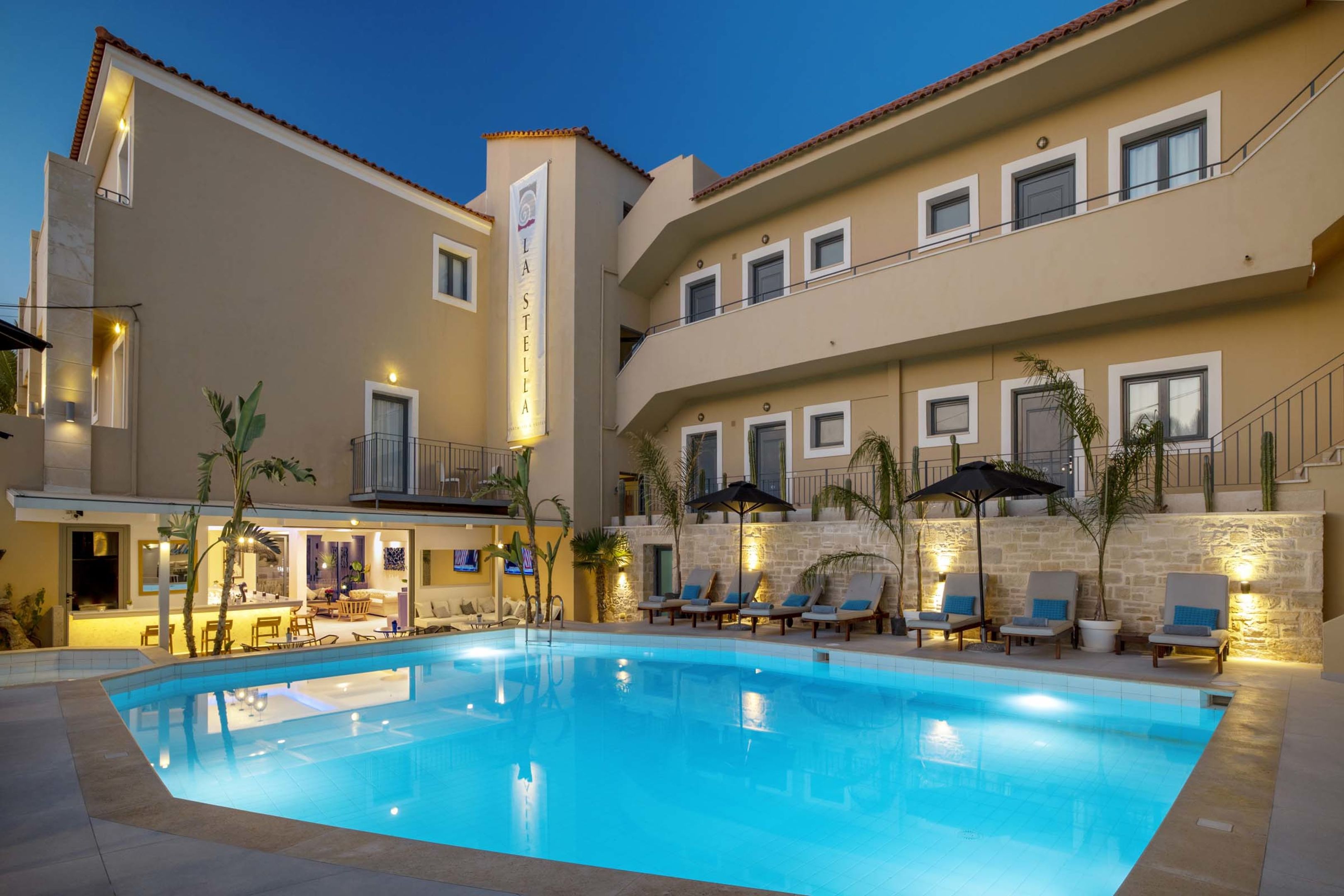 La Stella Apartments & Suites