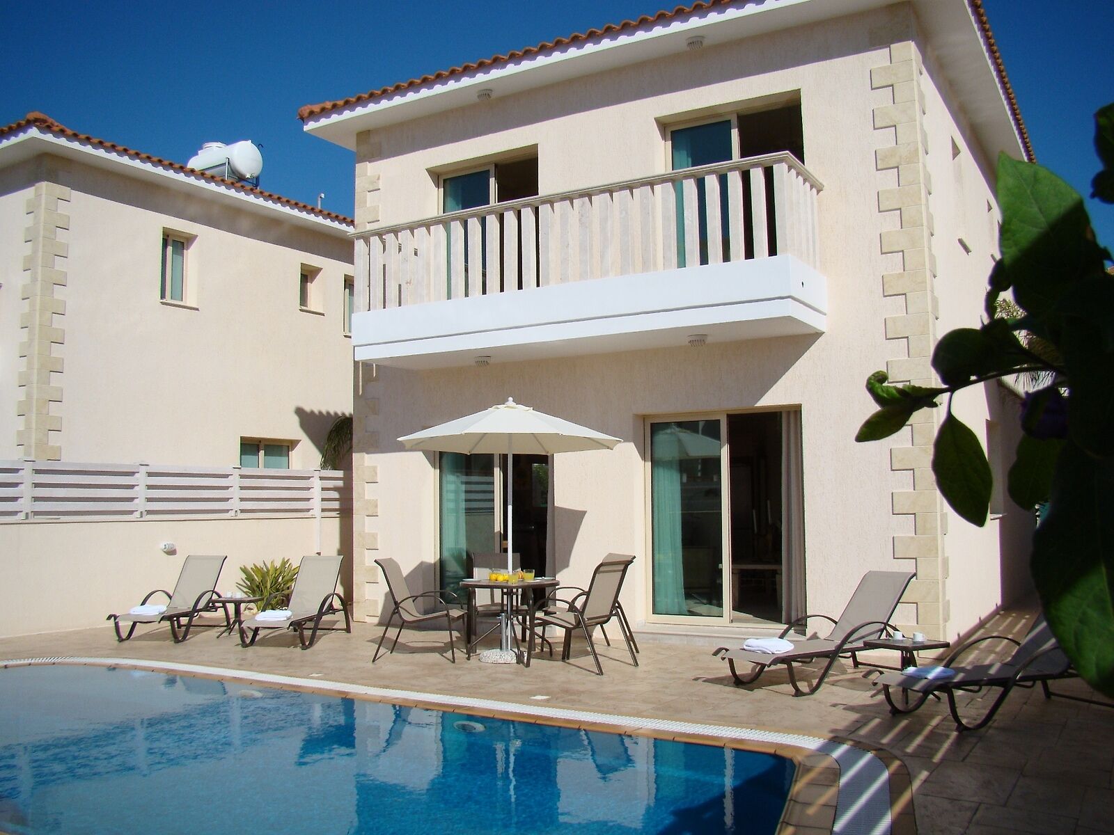 Amadora Luxury Villas