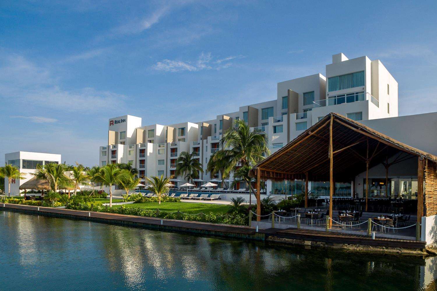 Real Inn Cancún