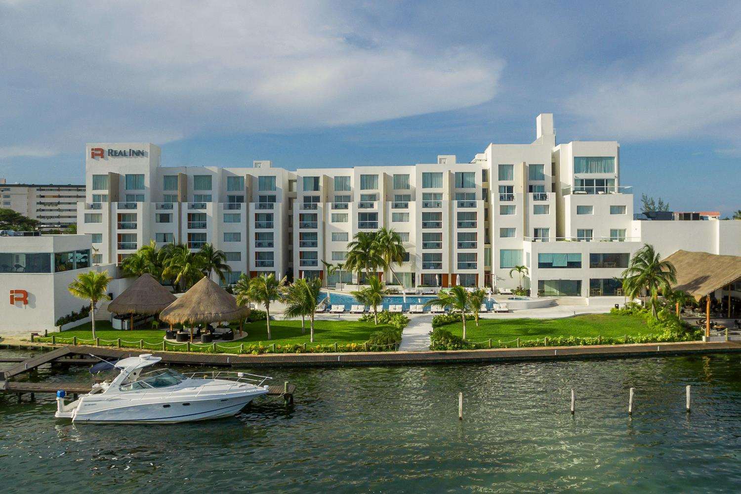 Real Inn Cancún