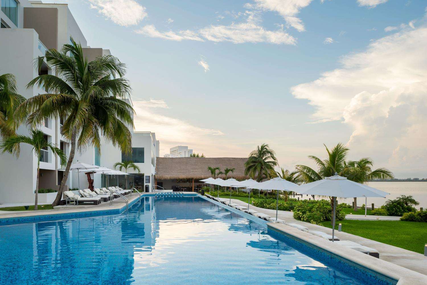 Real Inn Cancún