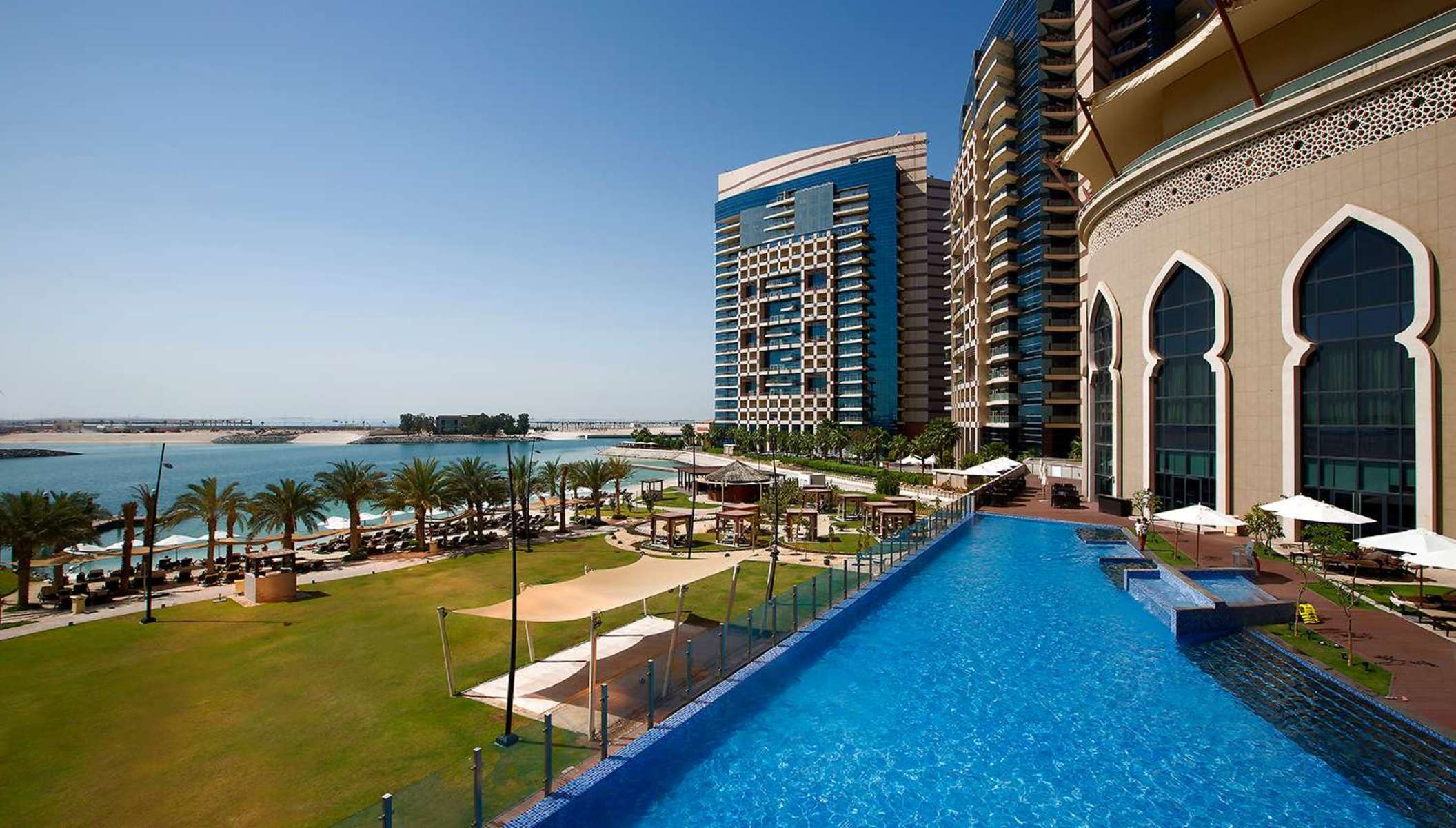 Bab Al Qasr, a Beach Resort & SPA