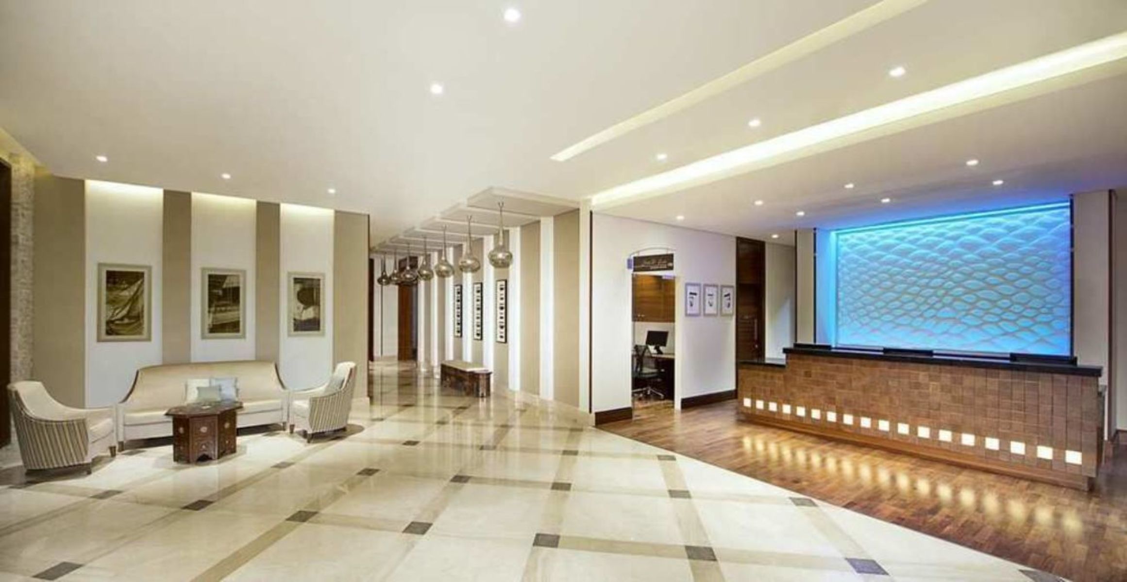Hilton Garden Inn Dubai Al Mina Photo