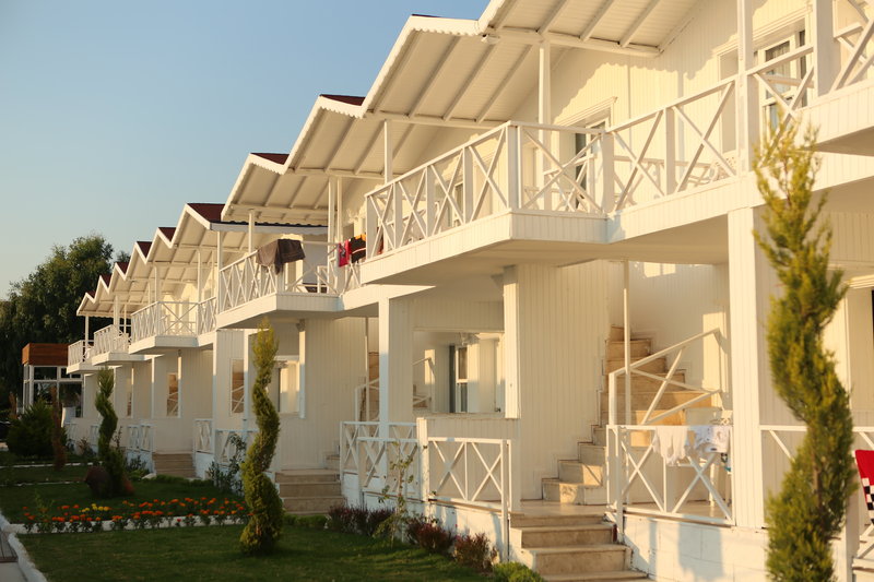 Risus Aqua Beach