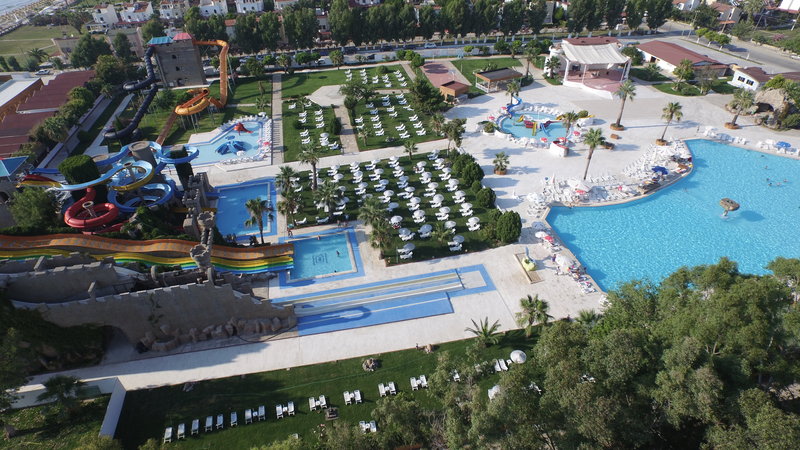 Risus Aqua Beach