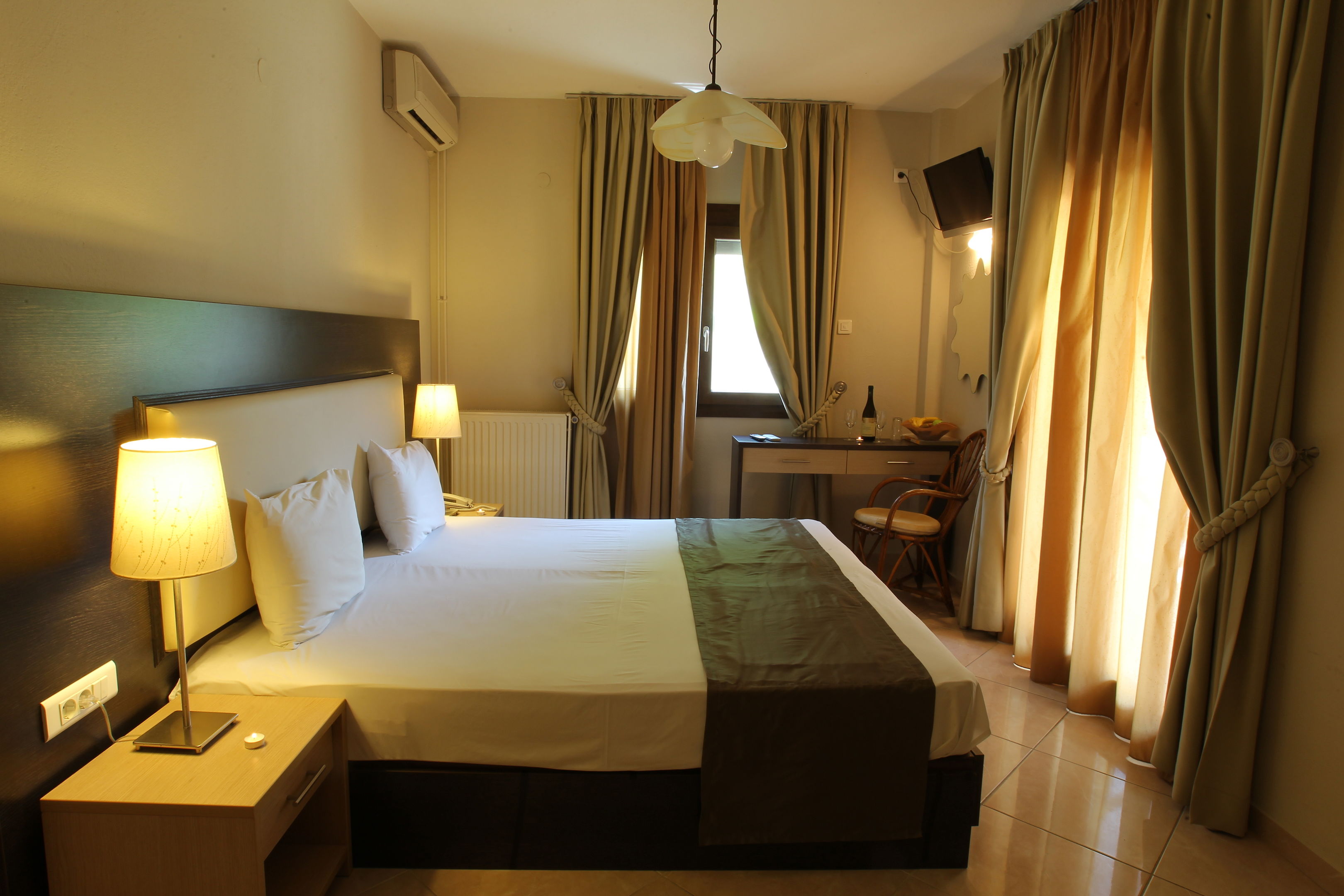 Meliton Inn Hotel And Suites