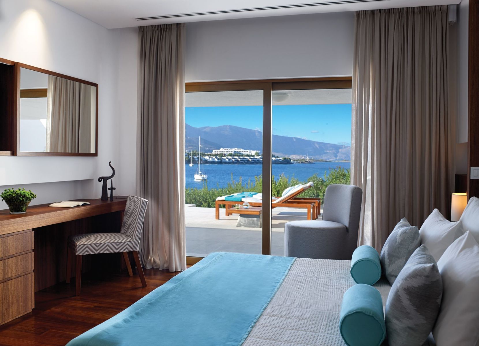 Elounda Peninsula All Suite Hotel