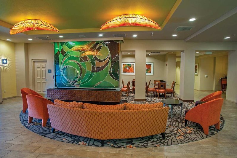 Hampton Inn Tropicana