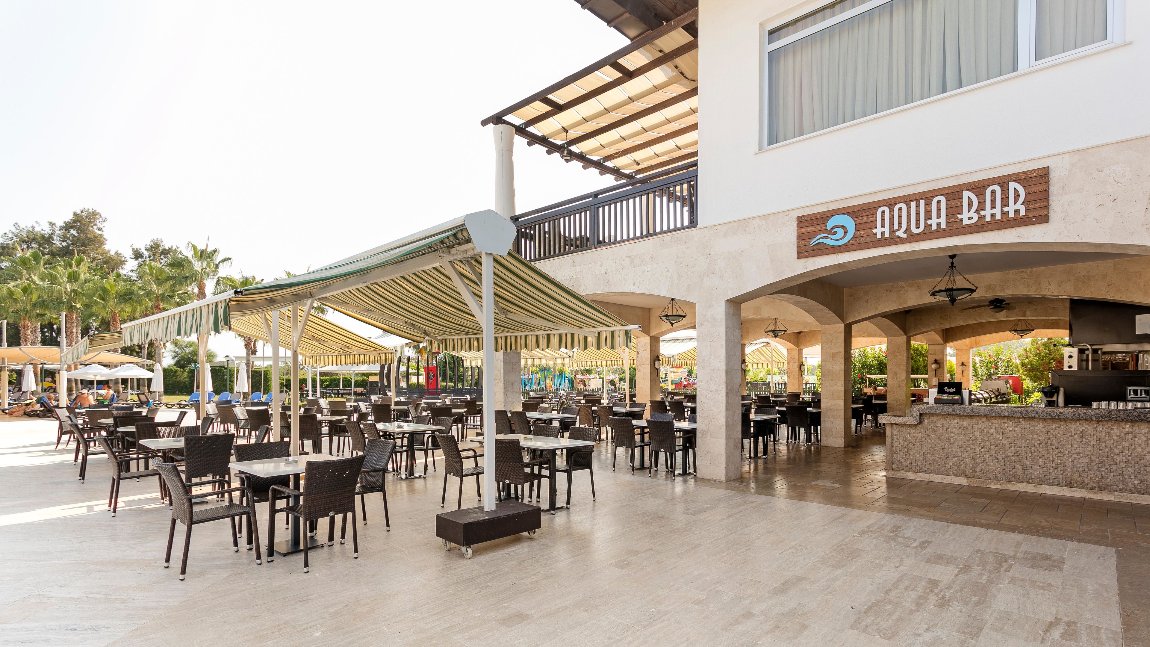 Otium Eco Club Side