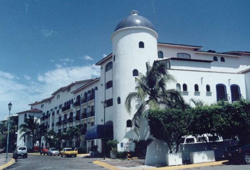 Flamingo Vallarta Hotel & Marina