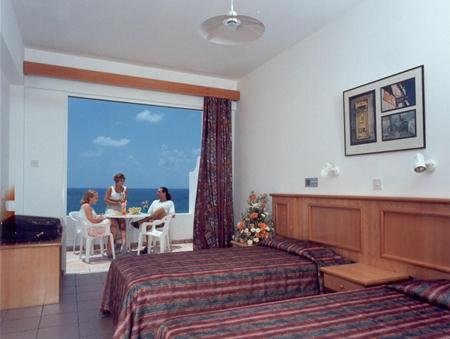 Corallia Beach Hotel Apartments